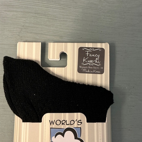 World’s Softest NWT Black Fancy Knee-hi Boot Sock Women’s Shoe Size 6-10 - Picture 3 of 6